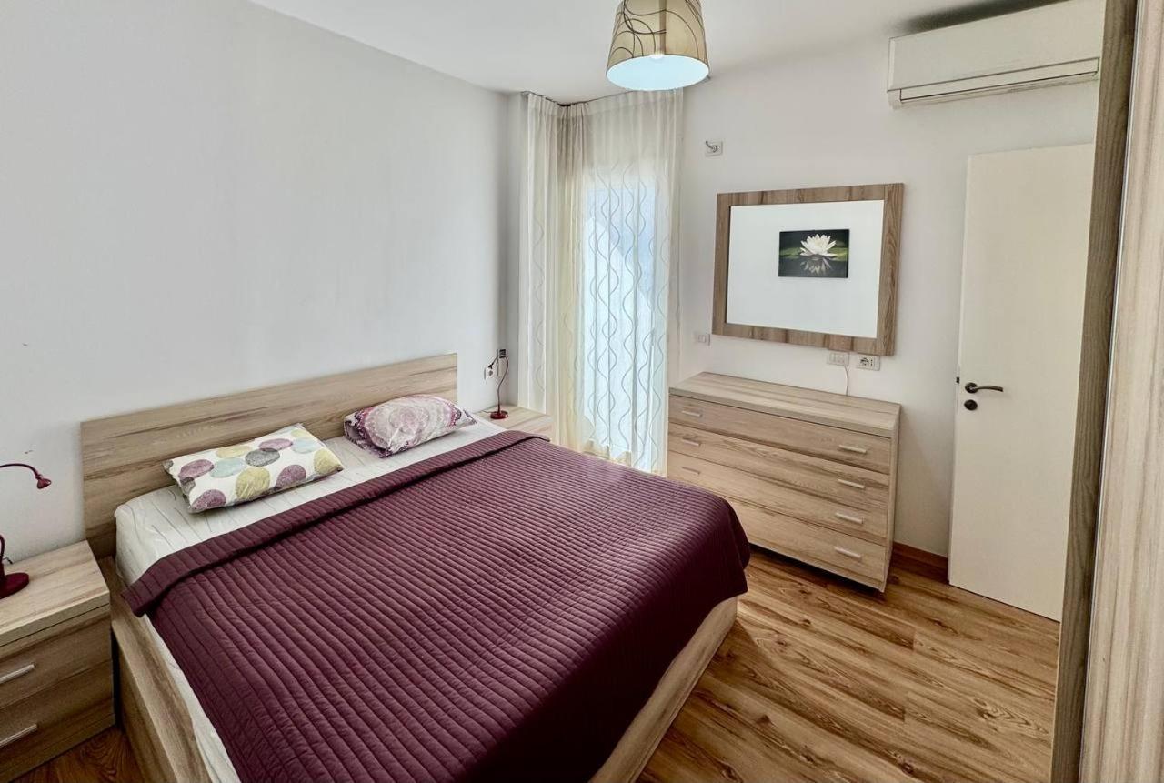 White Sea View Residence Sarandë Exterior foto