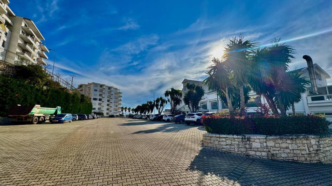 White Sea View Residence Sarandë Exterior foto
